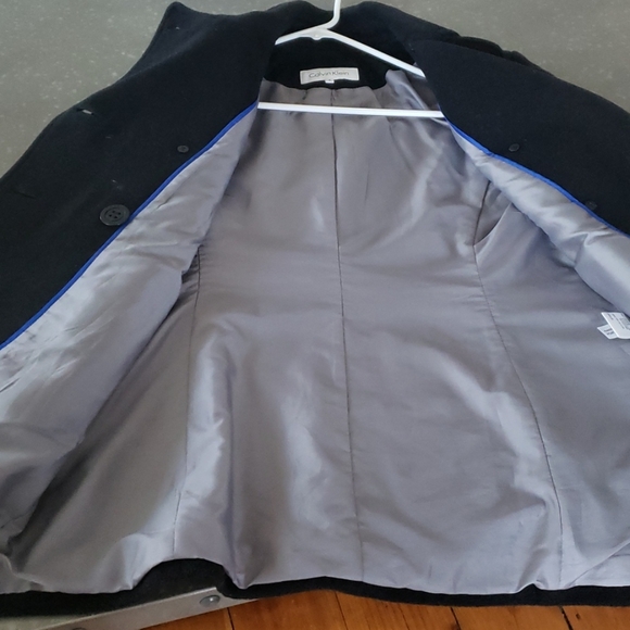 Coat - Picture 5 of 5